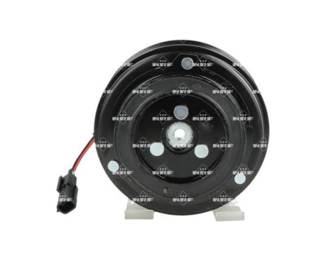 Magnetic clutch, air conditioning compressor