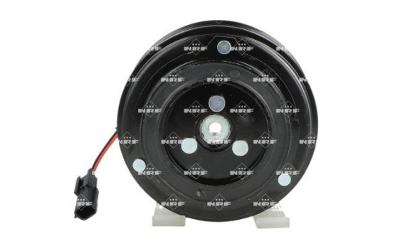 Magnetic clutch, air conditioning compressor
