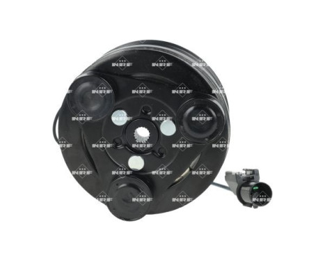 Magnetic clutch, air conditioning compressor