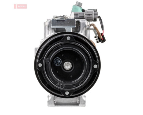 Mercedes-Benz air conditioning, Image 2