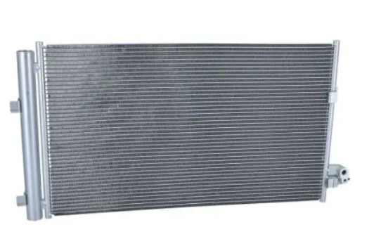 Condenser, air conditioning 350476 NRF