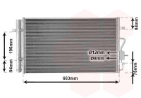 Condenser, air conditioning 37015710 International Radiators