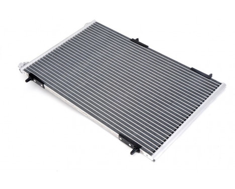 Condenser, air conditioning 818000 Valeo