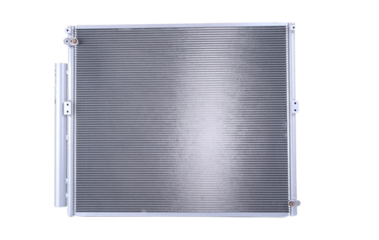 Condenser, air conditioning 940167 Nissens