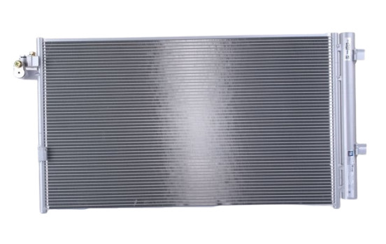 Condenser, air conditioning 940748 Nissens