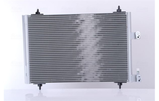 Condenser, air conditioning 94560 Nissens