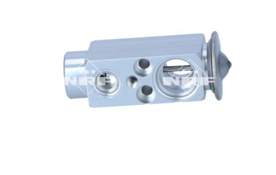 Expansion valve, air conditioning