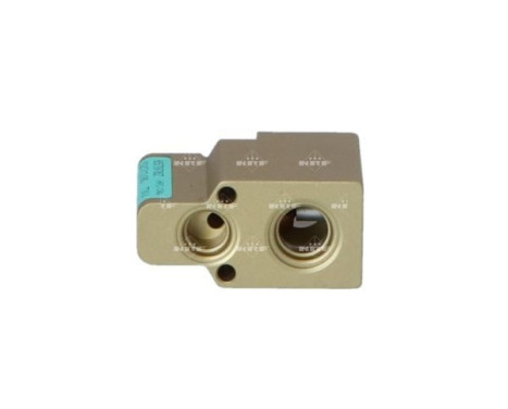 Expansion valve, air conditioning