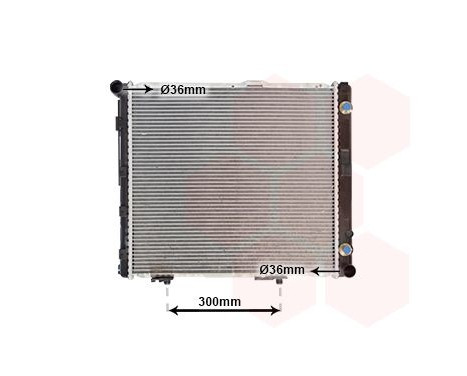 Radiator, engine cooling 30002068 International Radiators, Image 2