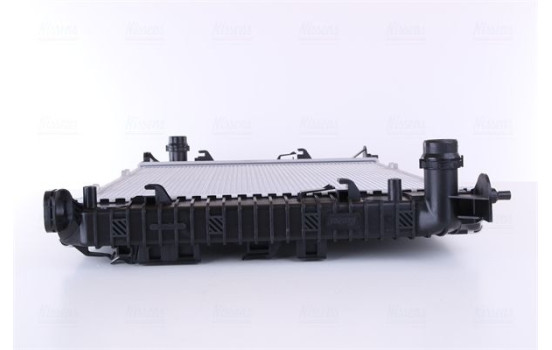 Radiator, engine cooling 60319 Nissens, Image 3