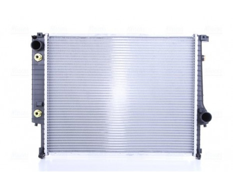 Radiator, engine cooling 60618A Nissens, Image 3