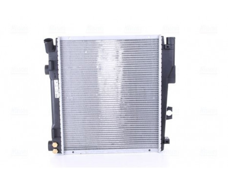 Radiator, engine cooling 60674 Nissens, Image 3