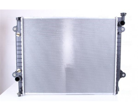 Radiator, engine cooling 606746 Nissens, Image 2