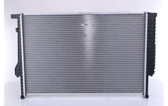 Radiator, engine cooling 60693A Nissens, Image 4