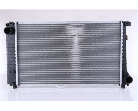 Radiator, engine cooling 60757A Nissens, Image 3