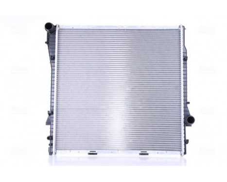 Radiator, engine cooling 60788A Nissens, Image 3
