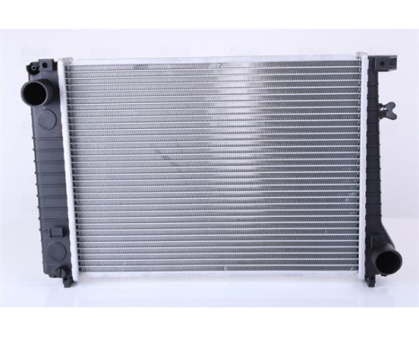 Radiator, engine cooling 60797A Nissens, Image 2