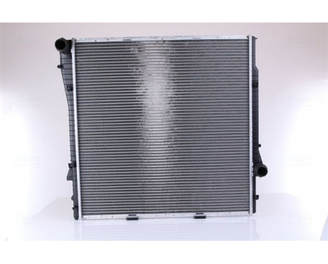 Radiator, engine cooling 60819 Nissens, Image 2