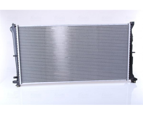 Radiator, engine cooling 61018A Nissens, Image 4