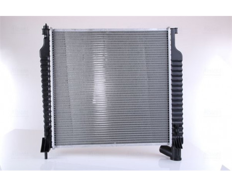 Radiator, engine cooling 61021A Nissens, Image 4