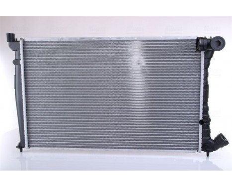 Radiator, engine cooling 61349A Nissens, Image 3