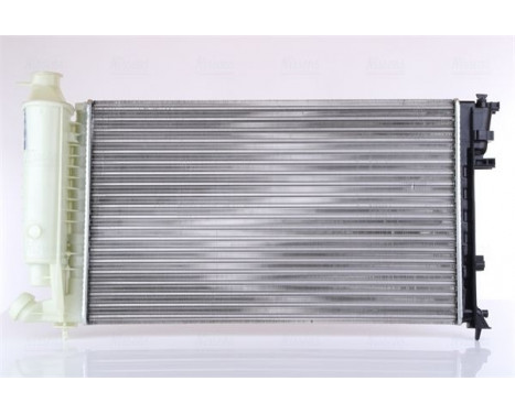 Radiator, engine cooling 61379 Nissens, Image 4