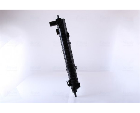 Radiator, engine cooling 61688 Nissens, Image 4