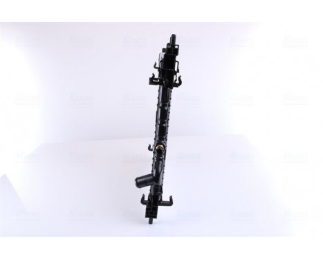 Radiator, engine cooling 61689 Nissens, Image 5