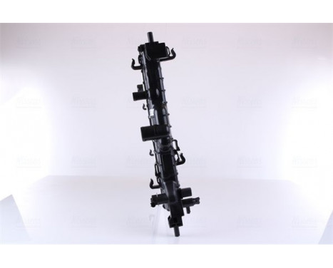 Radiator, engine cooling 61697 Nissens, Image 4