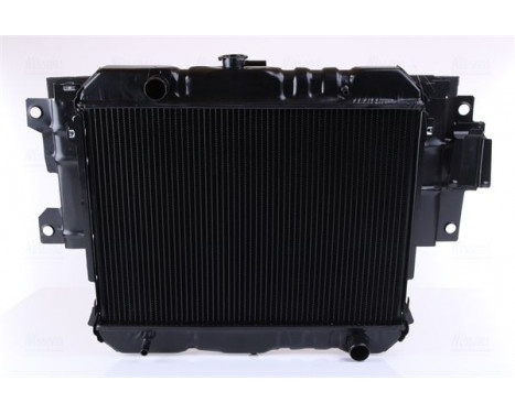 Radiator, engine cooling 61733 Nissens, Image 3