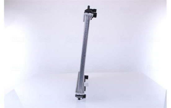 Radiator, engine cooling 61742A Nissens, Image 6