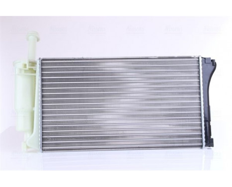 Radiator, engine cooling 617852 Nissens, Image 4