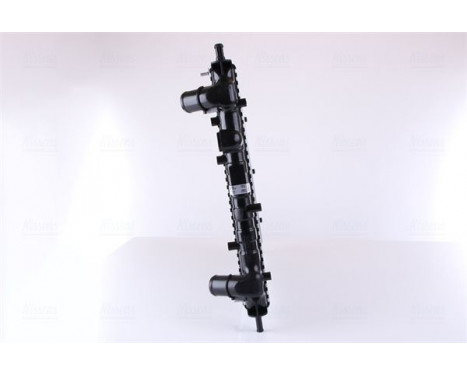 Radiator, engine cooling 61879A Nissens, Image 5