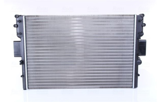 Radiator, engine cooling 61987 Nissens, Image 4