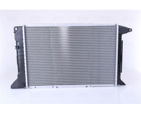 Radiator, engine cooling 62080A Nissens, Image 4