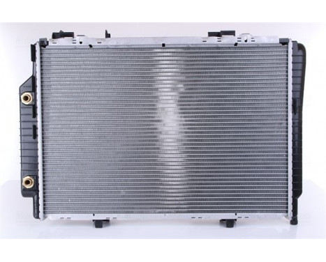 Radiator, engine cooling 62522 Nissens, Image 3