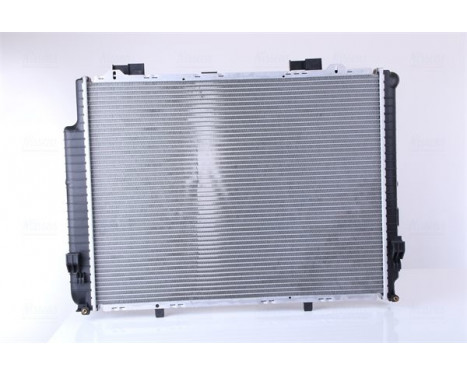 Radiator, engine cooling 62598A Nissens, Image 4