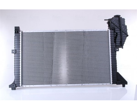 Radiator, engine cooling 62685A Nissens, Image 3