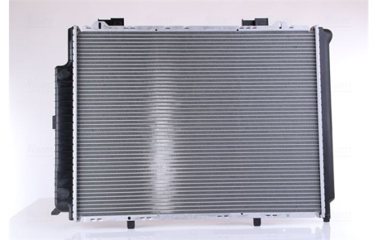 Radiator, engine cooling 62692A Nissens, Image 4