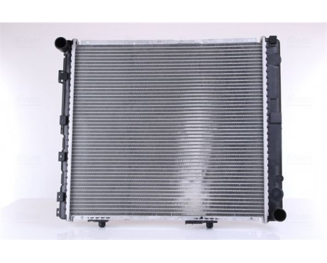 Radiator, engine cooling 62693A Nissens, Image 3