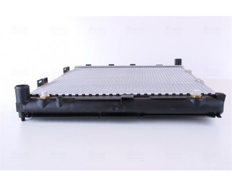 Radiator, engine cooling 62695A Nissens, Image 3