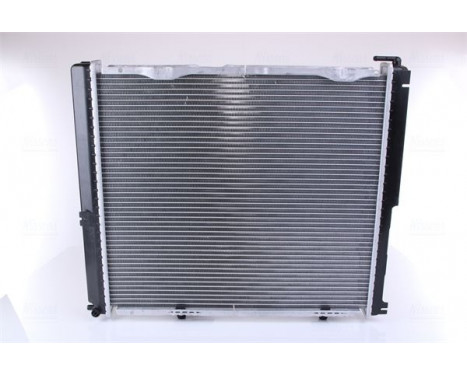 Radiator, engine cooling 62696A Nissens, Image 4