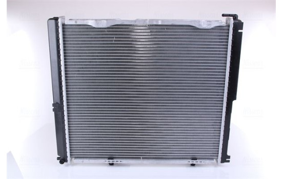 Radiator, engine cooling 62696A Nissens, Image 4