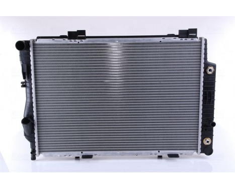 Radiator, engine cooling 62739A Nissens, Image 3