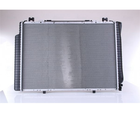 Radiator, engine cooling 62746A Nissens, Image 4
