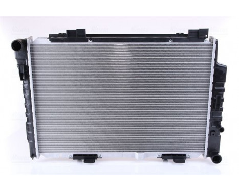Radiator, engine cooling 62750A Nissens, Image 3