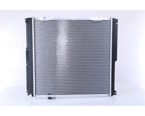 Radiator, engine cooling 62751A Nissens, Image 4