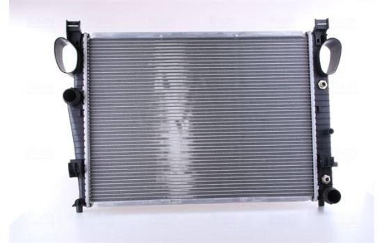 Radiator, engine cooling 62774A Nissens, Image 3