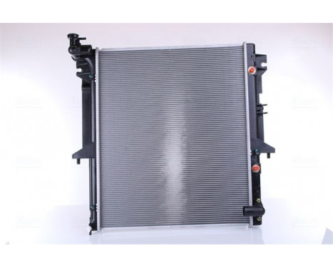 Radiator, engine cooling 62896 Nissens, Image 3