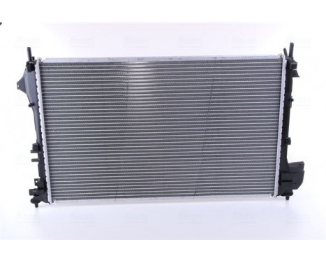 Radiator, engine cooling 63022A Nissens, Image 4